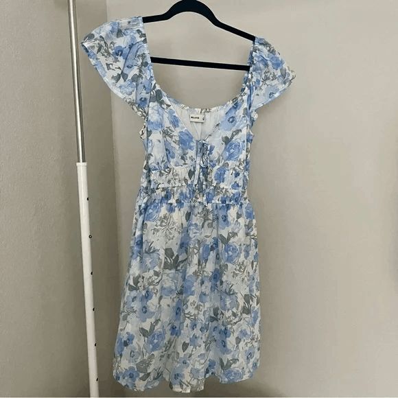 Hollister Dresses & Skirts - Hollister Blue Floral Skort Dress